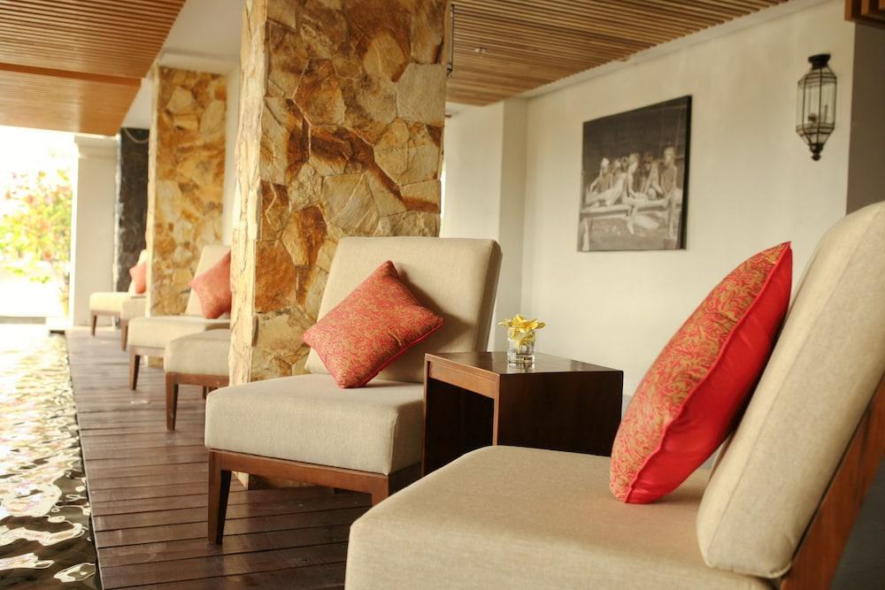 Paragon 4* Seminyak (Bali)
