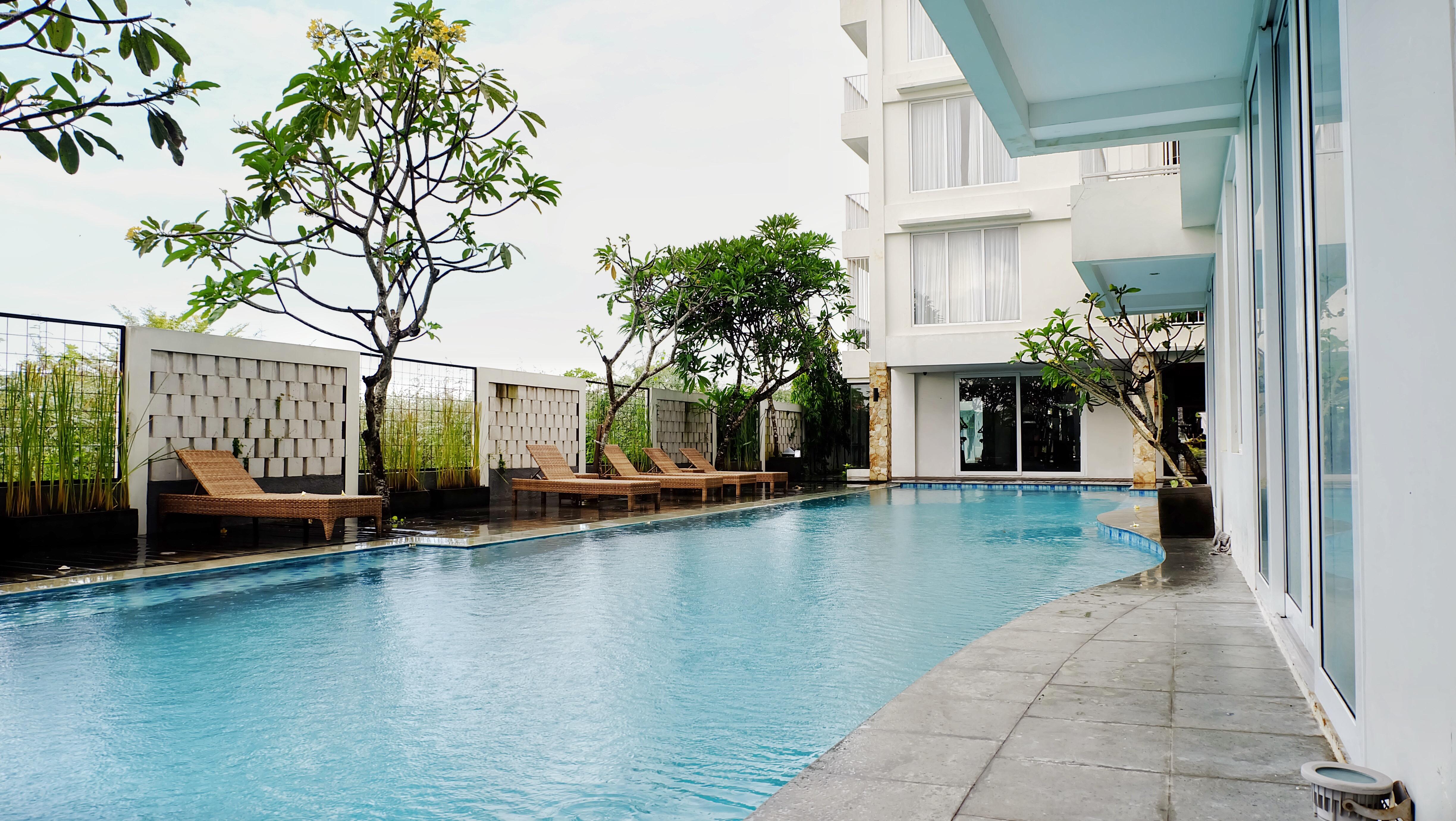 Paragon 4*